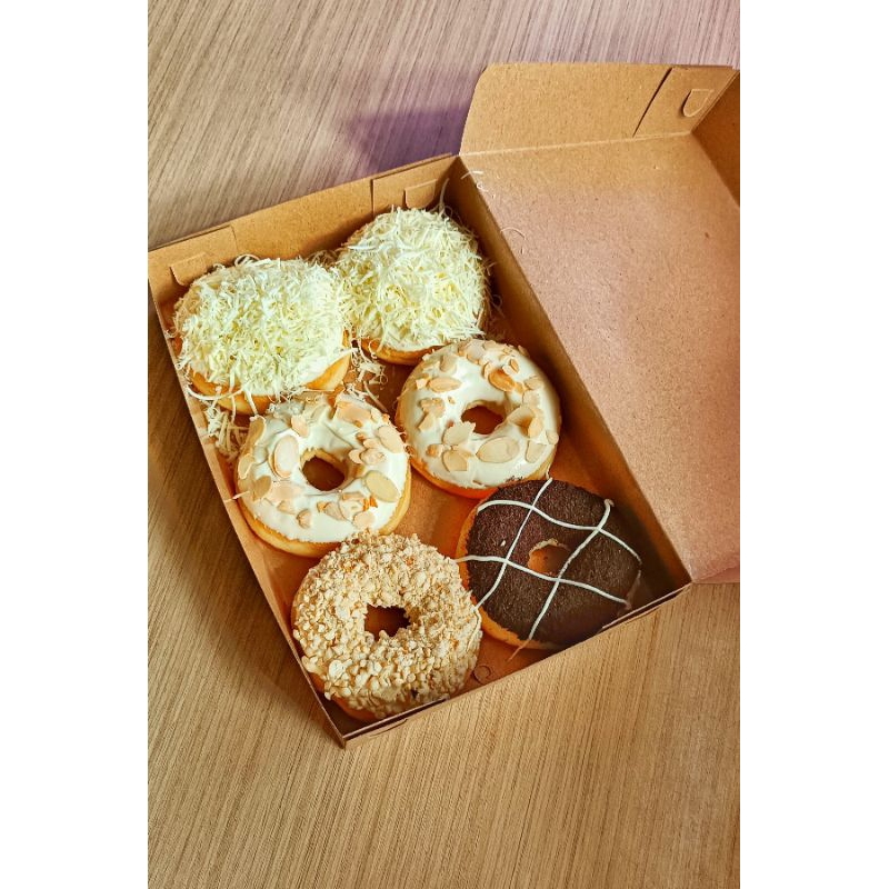 

DONAT KENTANG NONONA HOMEMADE