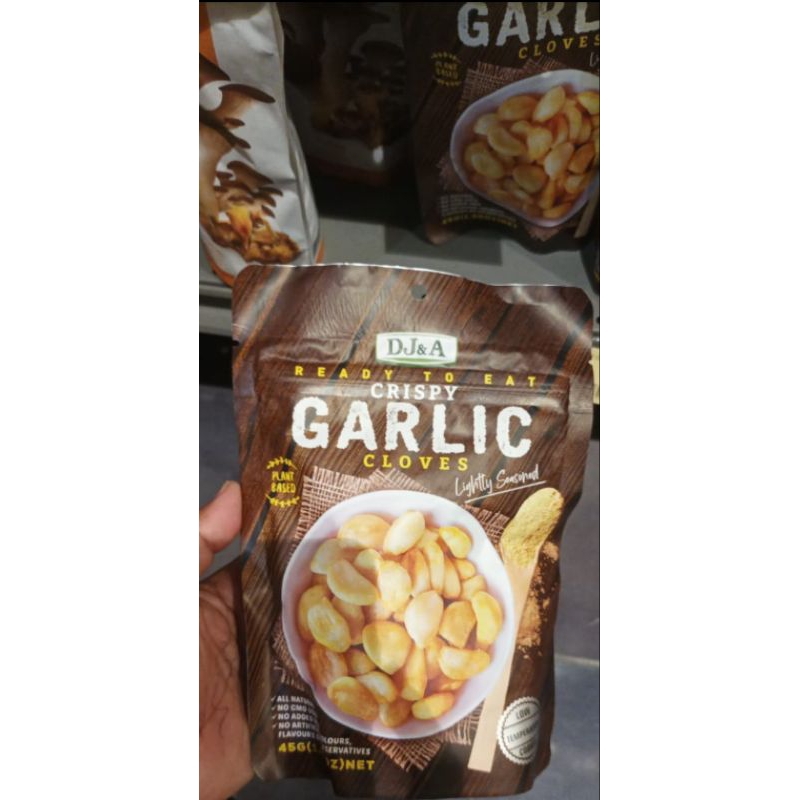 

DJ&A Veggie Crispy Garlic Gloves 45gram