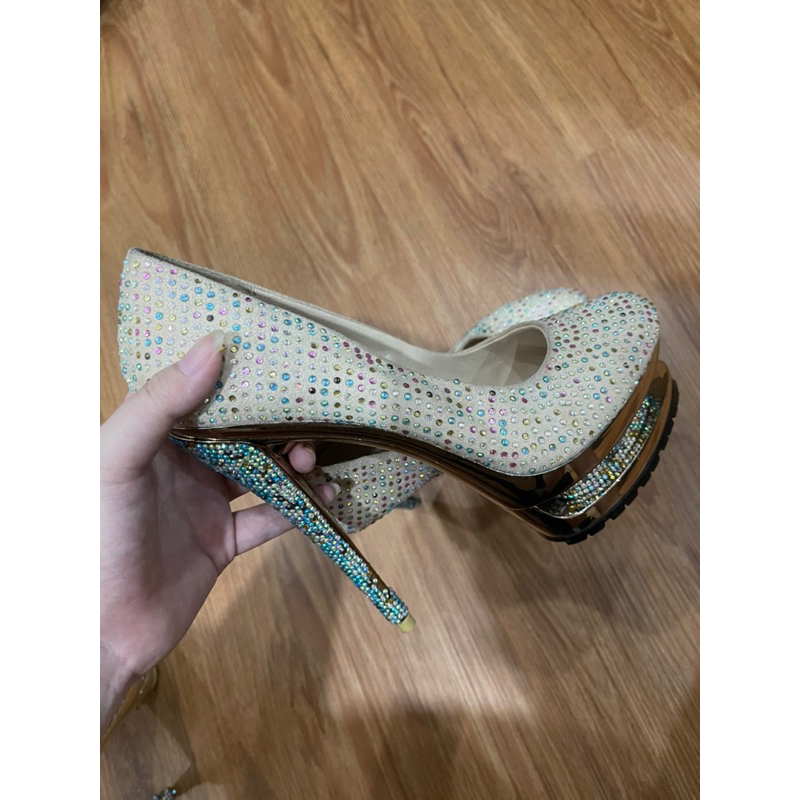 preloved Gianmarco Lorenzi size 37 cream