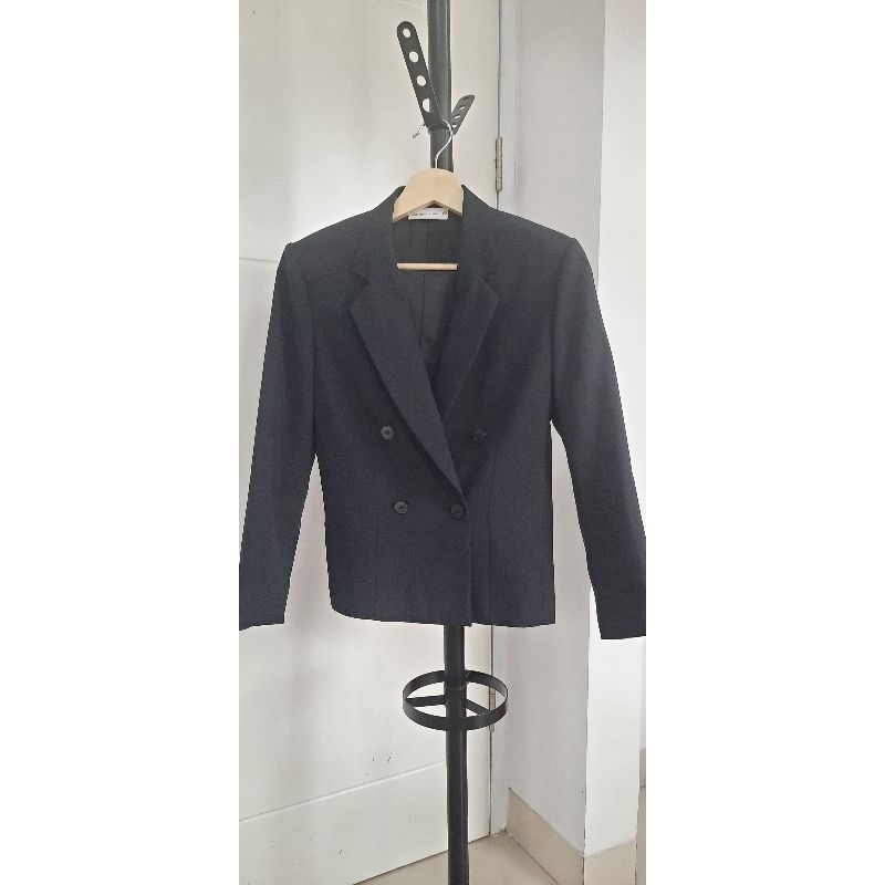 Blazer hitam kacing 4 bailment brand Oscar Lawalata