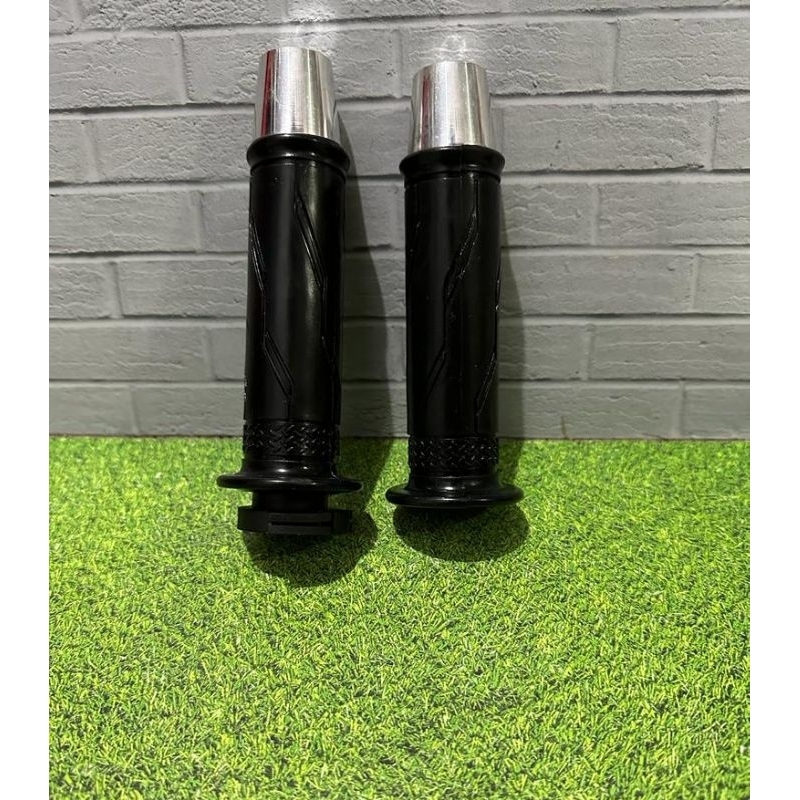 Grip Vixion New Ckd Sepasang Mirip Original Plus Jalu Stang Crum  Kualitas Terbaik