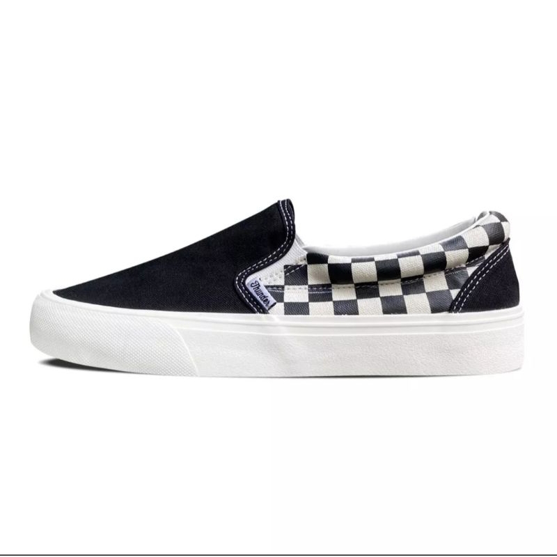 SEPATU SLIP ON THUNDERBEAR CATUR