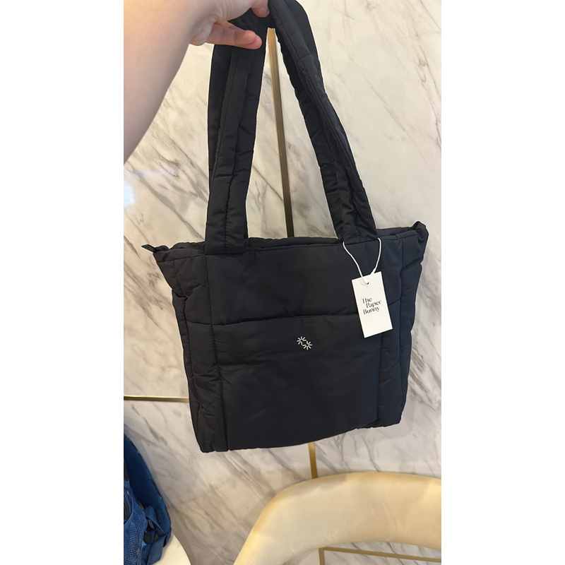 

THE PAPER BUNNY - PUFFER SHOPPER