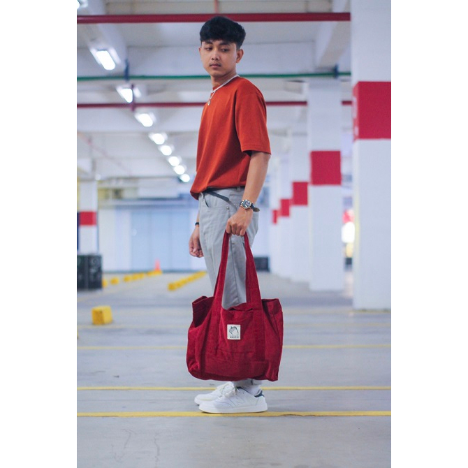 TOTEBAG CORDUROY PRIA/WANITA/TOTEBAG CORDURAY/TAS CEWE/TAS SELEMPANG/TOTEBAG AESTHETIC