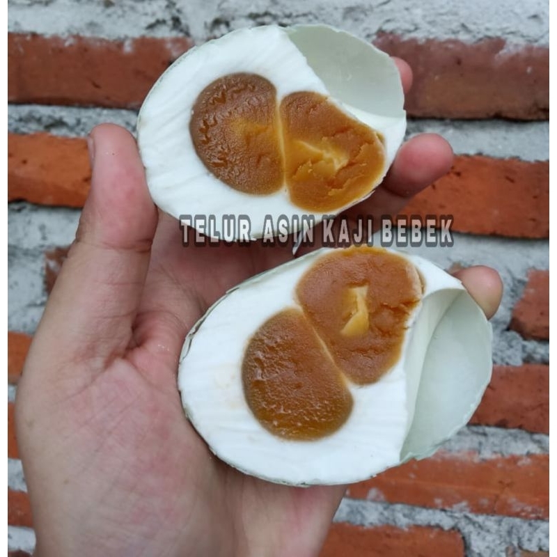 

Telur Asin MATANG Grade Super Power Kembar Isi 10 butir Fresh dari peternakan Sendiri