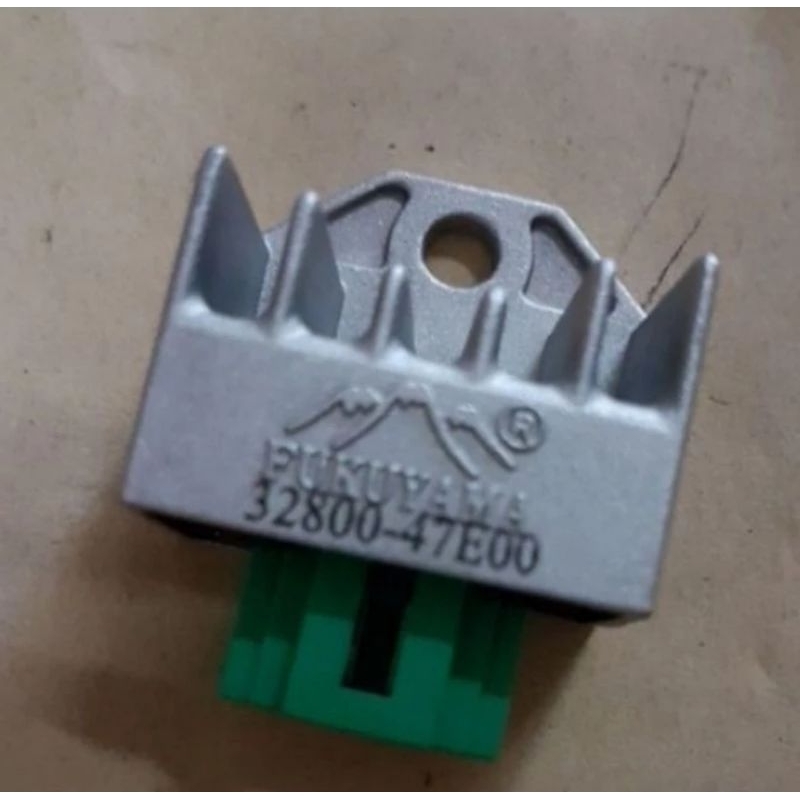 REGULATOR/KIPROK SMASH 110
