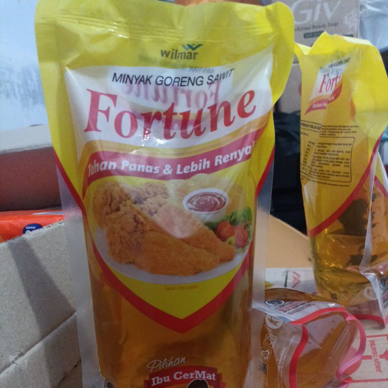 

minyak goreng ukuran 1 Liter