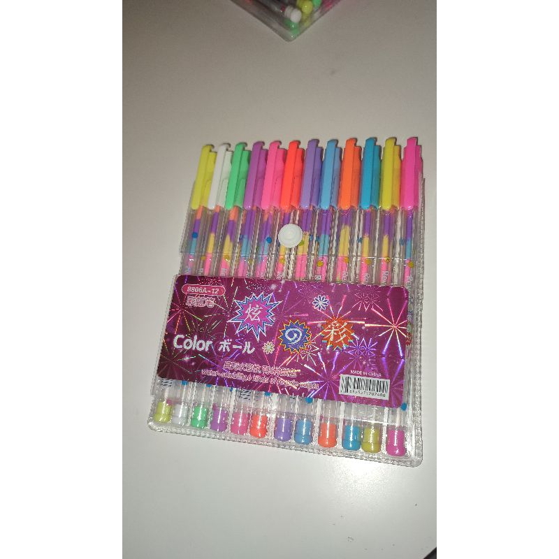 

Pulpen Reverie Warna Warni