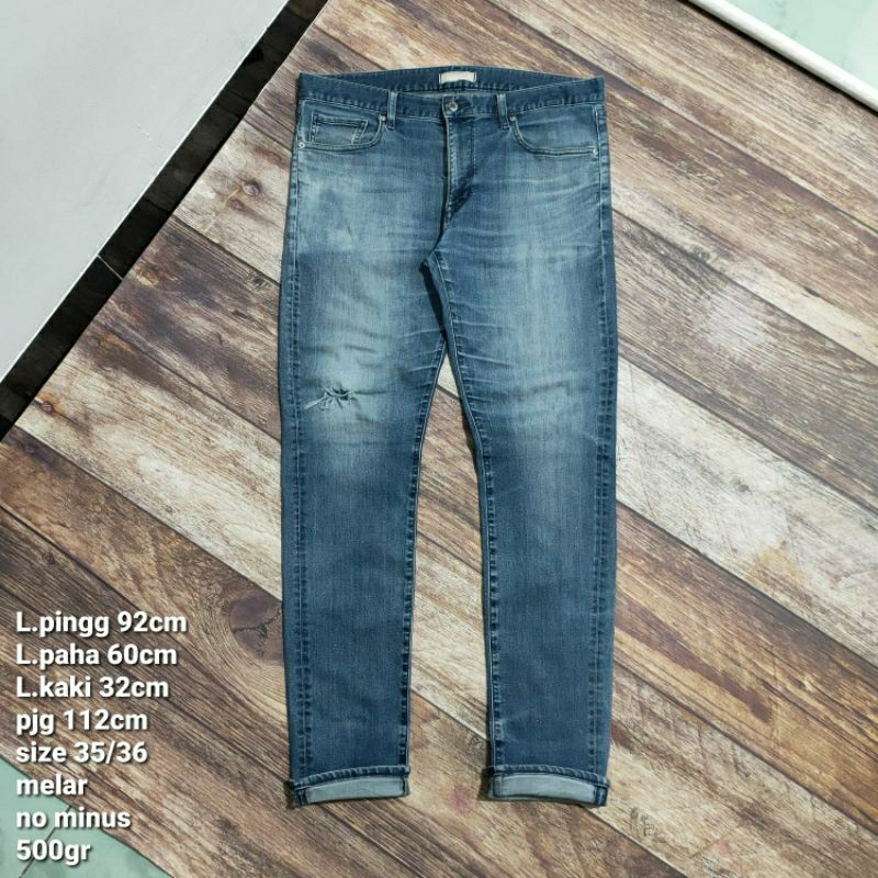 JN9 celana panjang jeans fashion ripped Uniqlo size 35 36 pria cowok casual vintage long pants riped