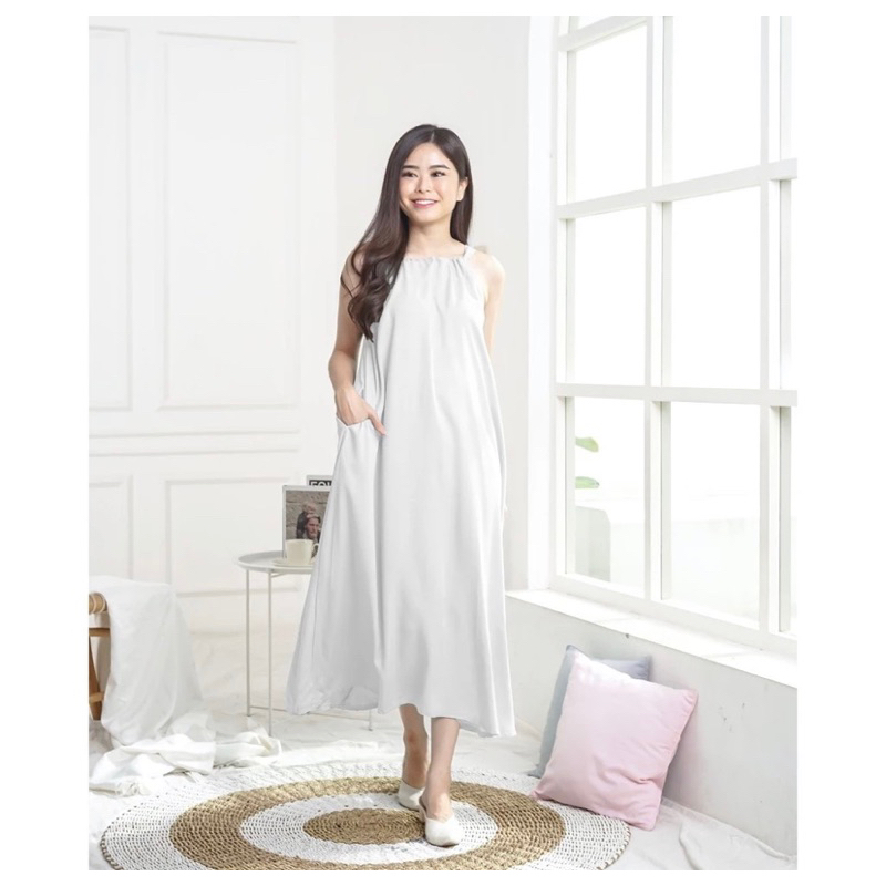 long dress putih pantai santai preloved Tahta Kencana - Long Dress sleeveless Willona | Dres tali pa