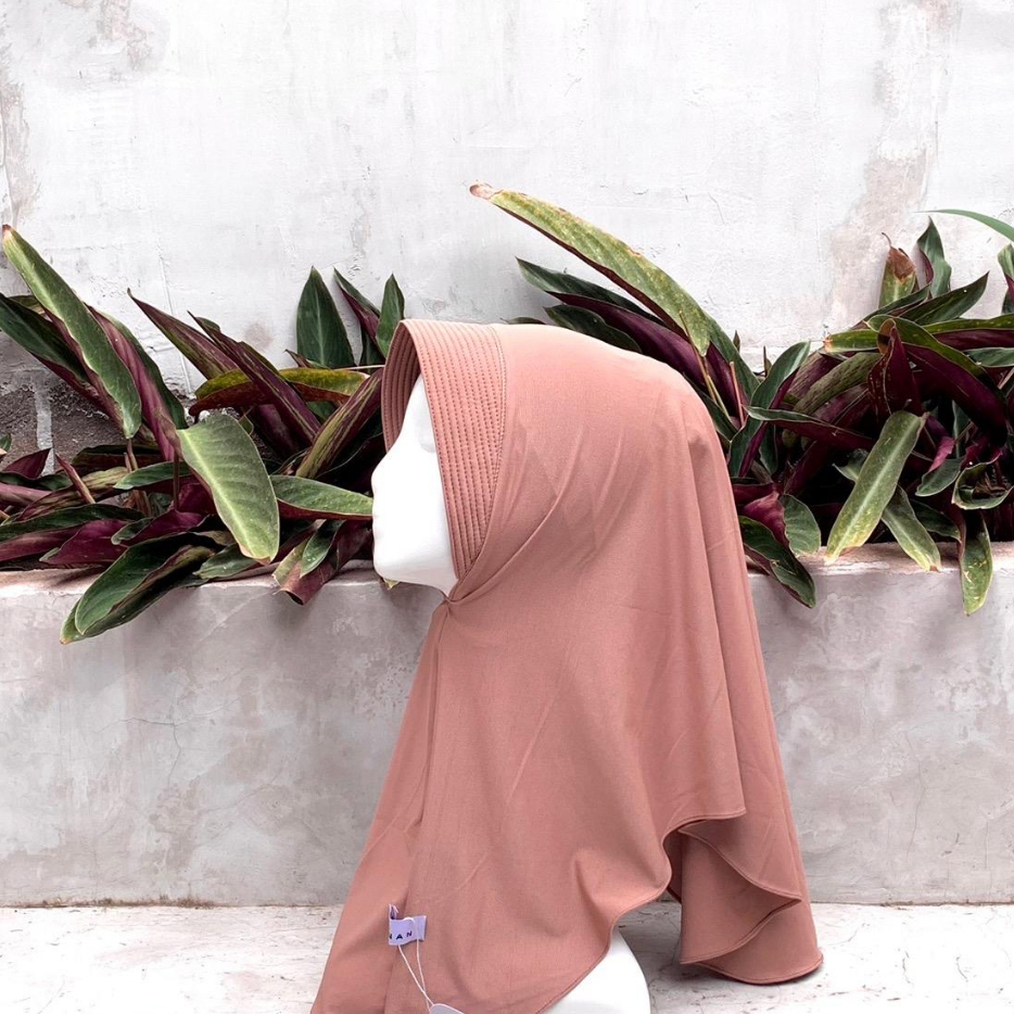 Hijab Bergo sport nutup dada // Hijab sport volly jumbo jersey premium-taupe