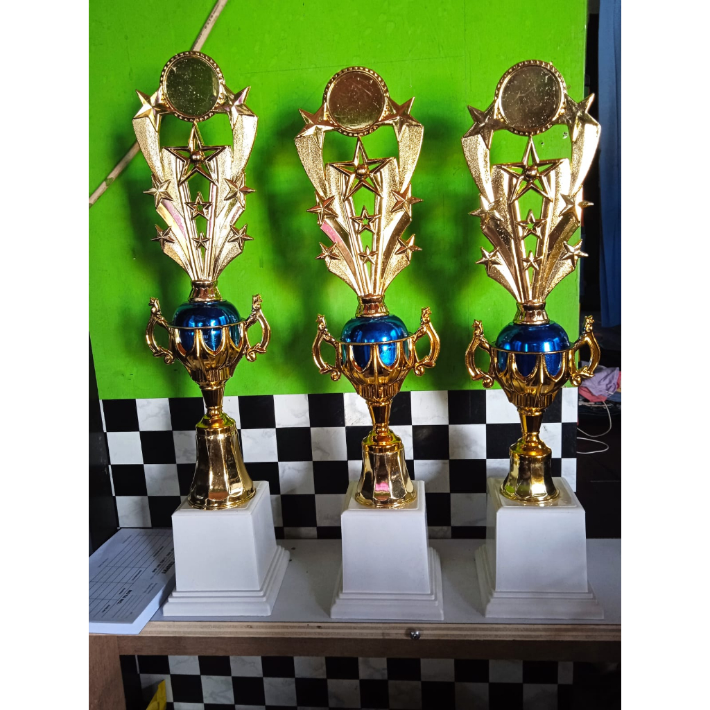 PIALA TROPHY JUARA CUSTOM TULISAN
