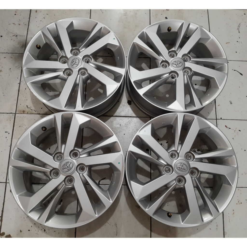 VELG MOBIL SECOND STANDAR NEW AVANZA VELOZ RING 15 PCD 5X100