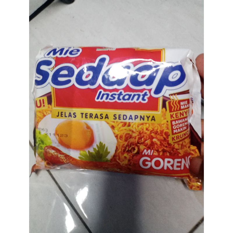 

MIE SEDAAP GORENG 1 BUNGKUS
