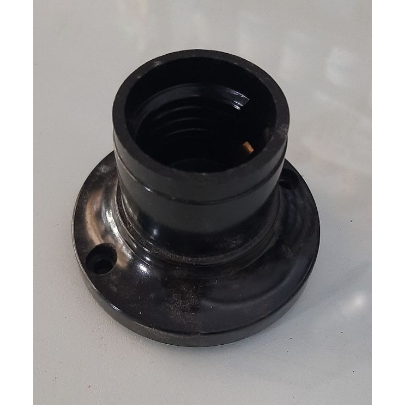 Fitting lampu plafon / fitting lampu tempel