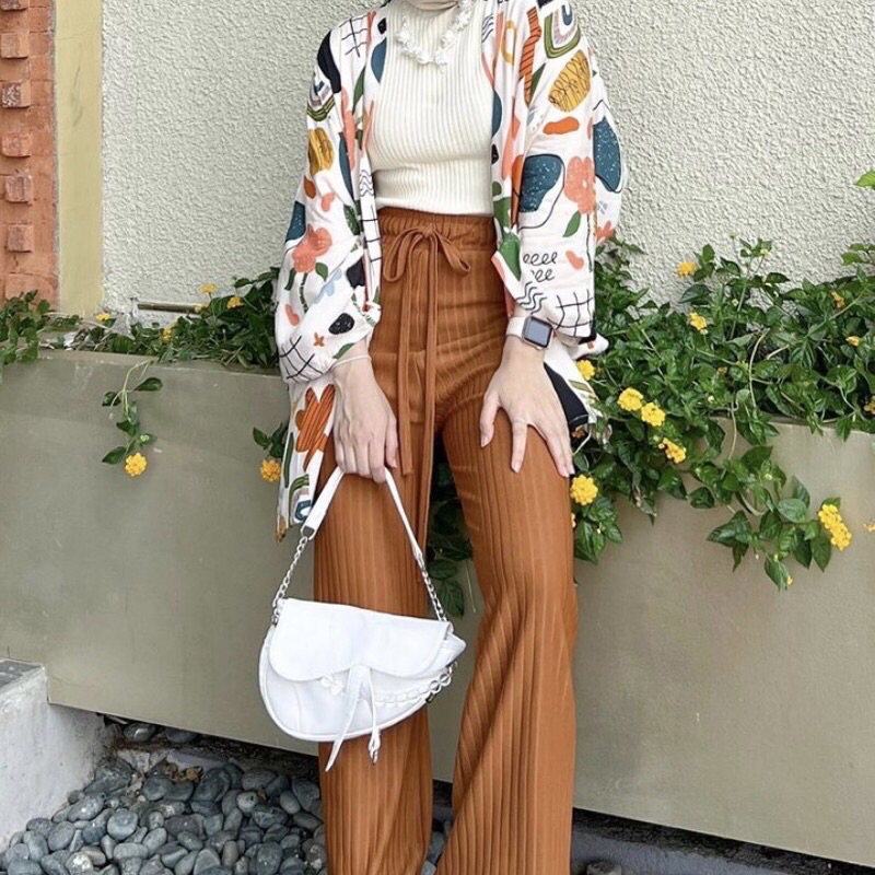 READY - OUTER KIYOWO - OUTER ATUN AYON ADEM - OUTER HITS MURAH - OUTER LUCU - OUTER MOTIF BUNGA - OU