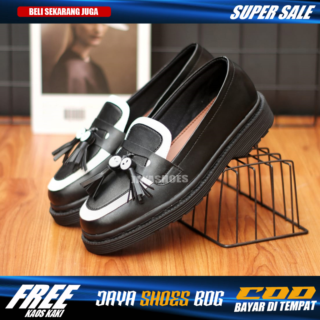 NIGHTMARE Little Sepatu Docmart Nightmare Pantofel Hitam Loafers Pria Casual Kerja Kuliah Wisuda