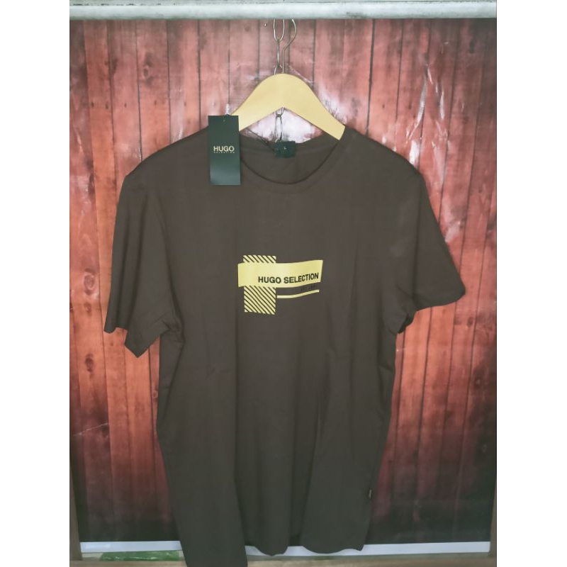 kaos hugo selection coklat tua