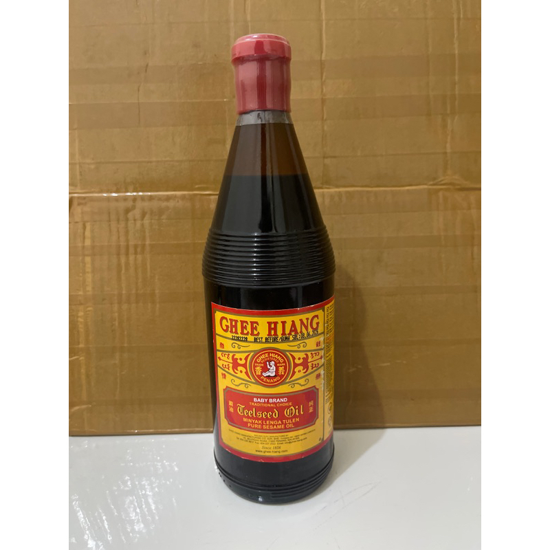 

GHEE HIANG MINYAK WIJEN / TEELSEED / PURE SESAME OIL BABY BRAND 680ML