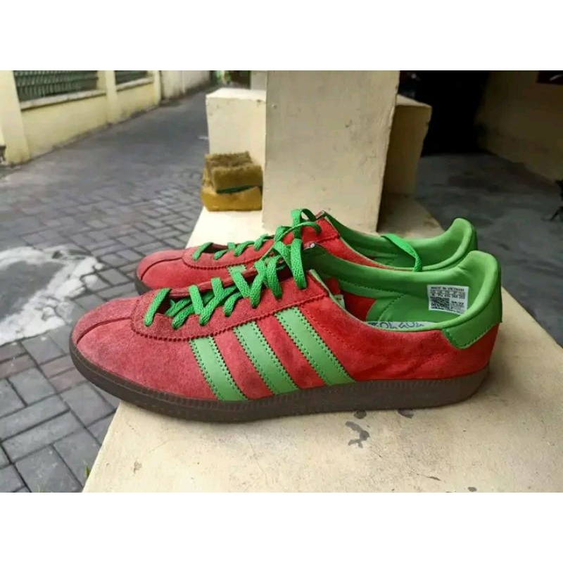 Adidas Athen