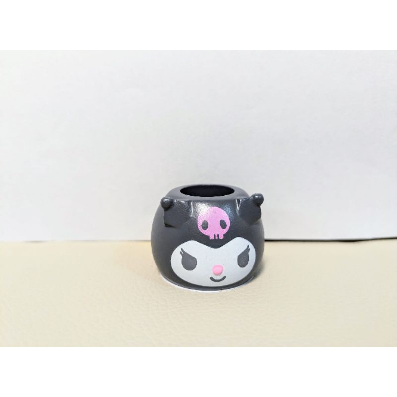 

Sanrio Jepang kuromi stand tempat pulpen /sikat gigi pen stand toothbrush stand hitam pink lucu anak anak