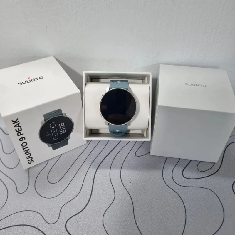 SUUNTO 9 PEAK TITANIUM MOSS GRAY