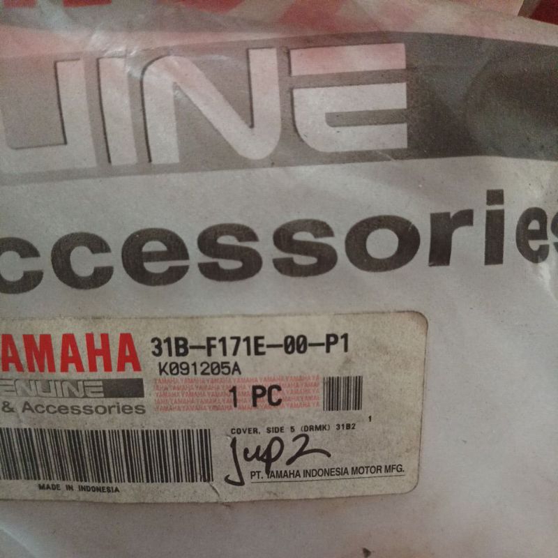 sambungan body belakang jupiter z 2010 merah& hitam original