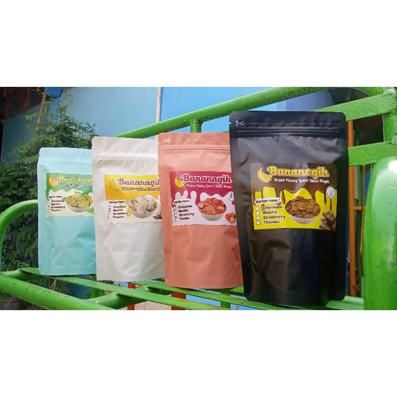 

BANANAGIH PAHE 4 RASA 100g/pouch dapat 4 pouch