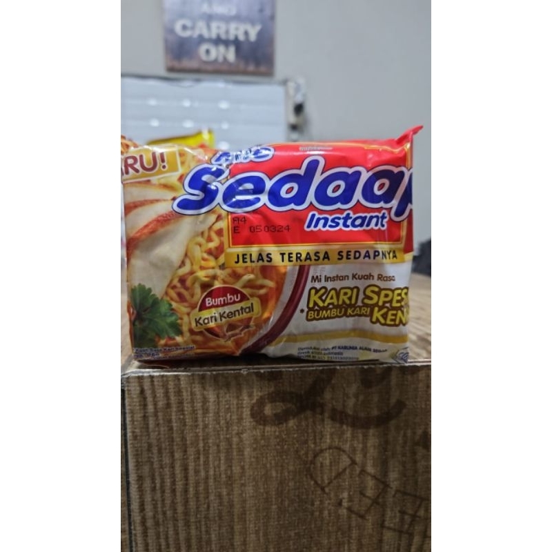 

Mie sedap kari spesial