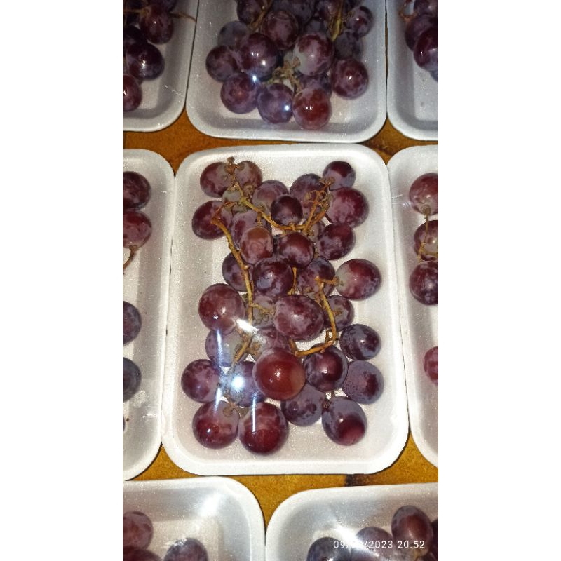 

RED GRAPES 500Gr