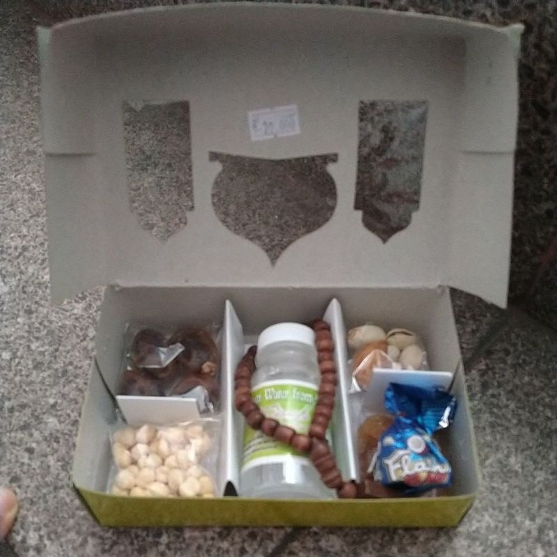 

oleh oleh haji/umroh