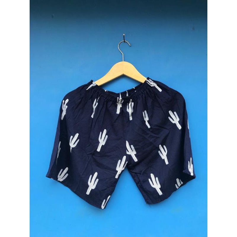 Paket usaha celana pendek