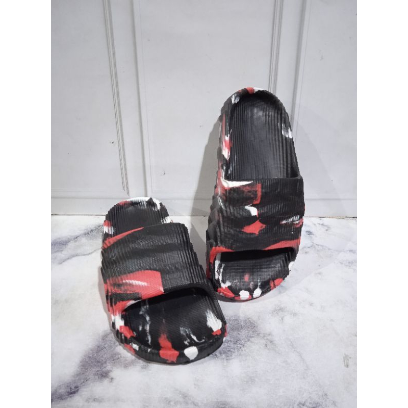 sandal ganteng cowok