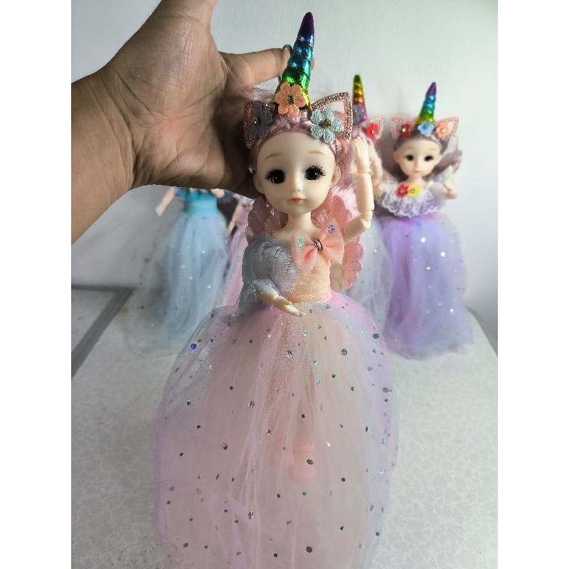 mainam boneka Barbie unicorn lucu