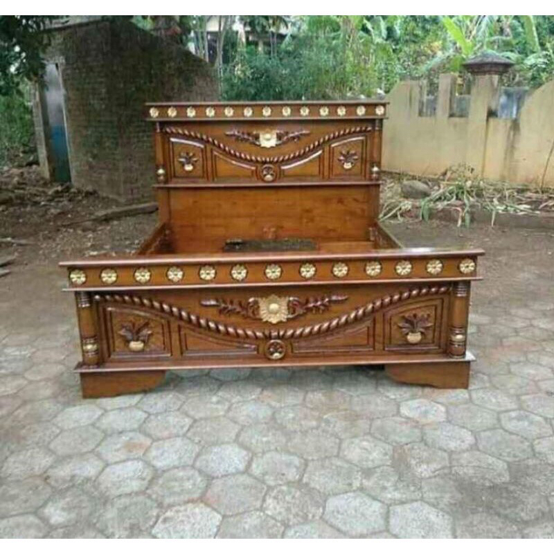 Dipan tambang / tempat tidur kayu jati perhutani