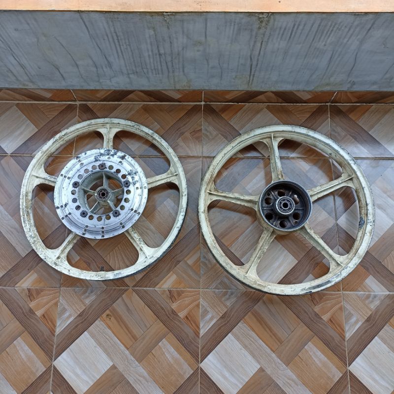 rims standart velg pelek racing palang 5 Kawasaki AR 125 binter ar125 Original