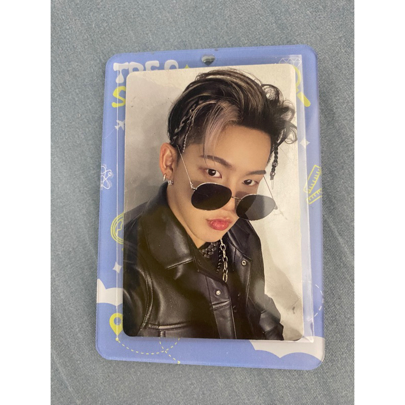 [READY STOCK] Treasure Hyunsuk Reboot Photocard Black Ver