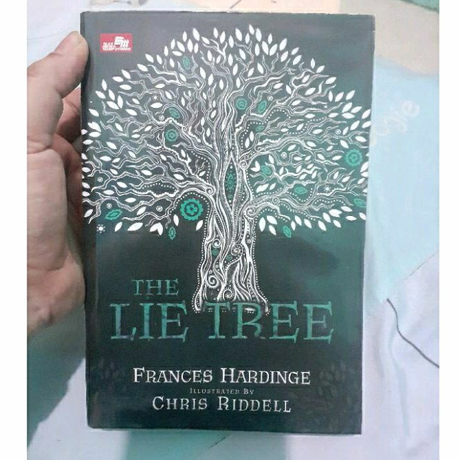 Novel terjemahan indonesia preloved -  The Lie Tree - Frances Hardinge