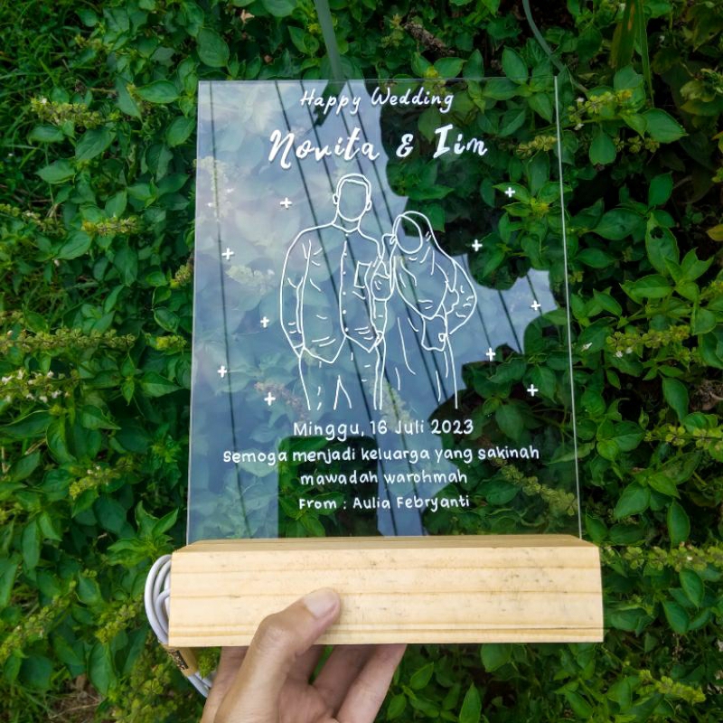 Acrylic LED Custom |  Akrilik A5 Gift | Stand LED+Akrilik+Hampers Box | Kado Wisuda Ulang Tahun Wedd