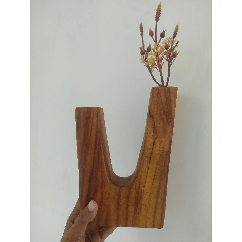 Vas Bunga Kayu Unik