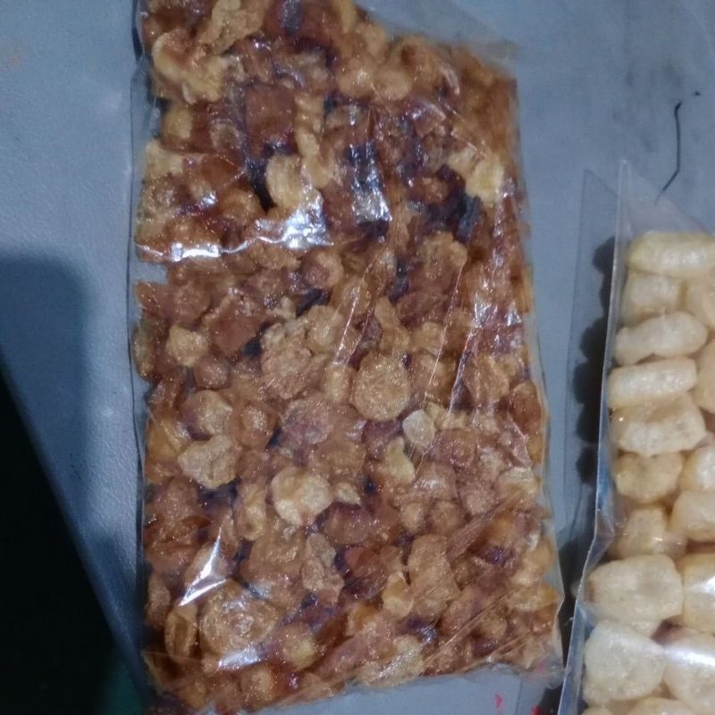 

kerupuk kulit tradisional mentah