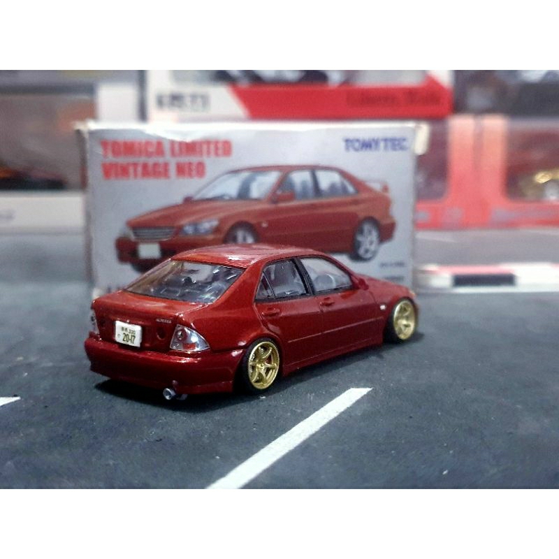 Diecast Tomica Tomitec TLVN  Toyota Altezza RS200 "Z Edition Swap velg