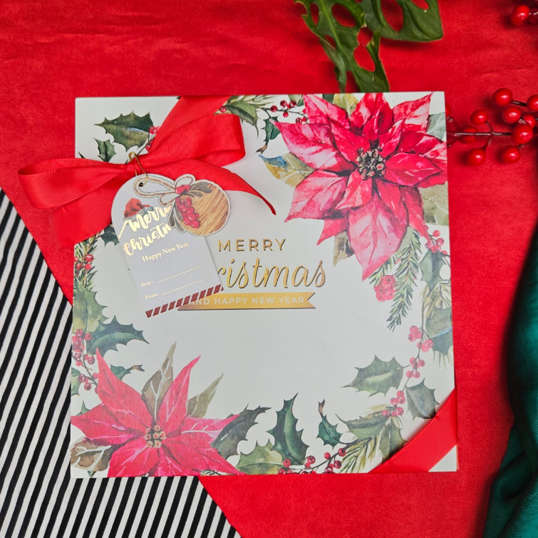 

BOX UK 21 X 21 X 7 CM PREMIUM KOTAK KUE NATAL TAHUN BARU