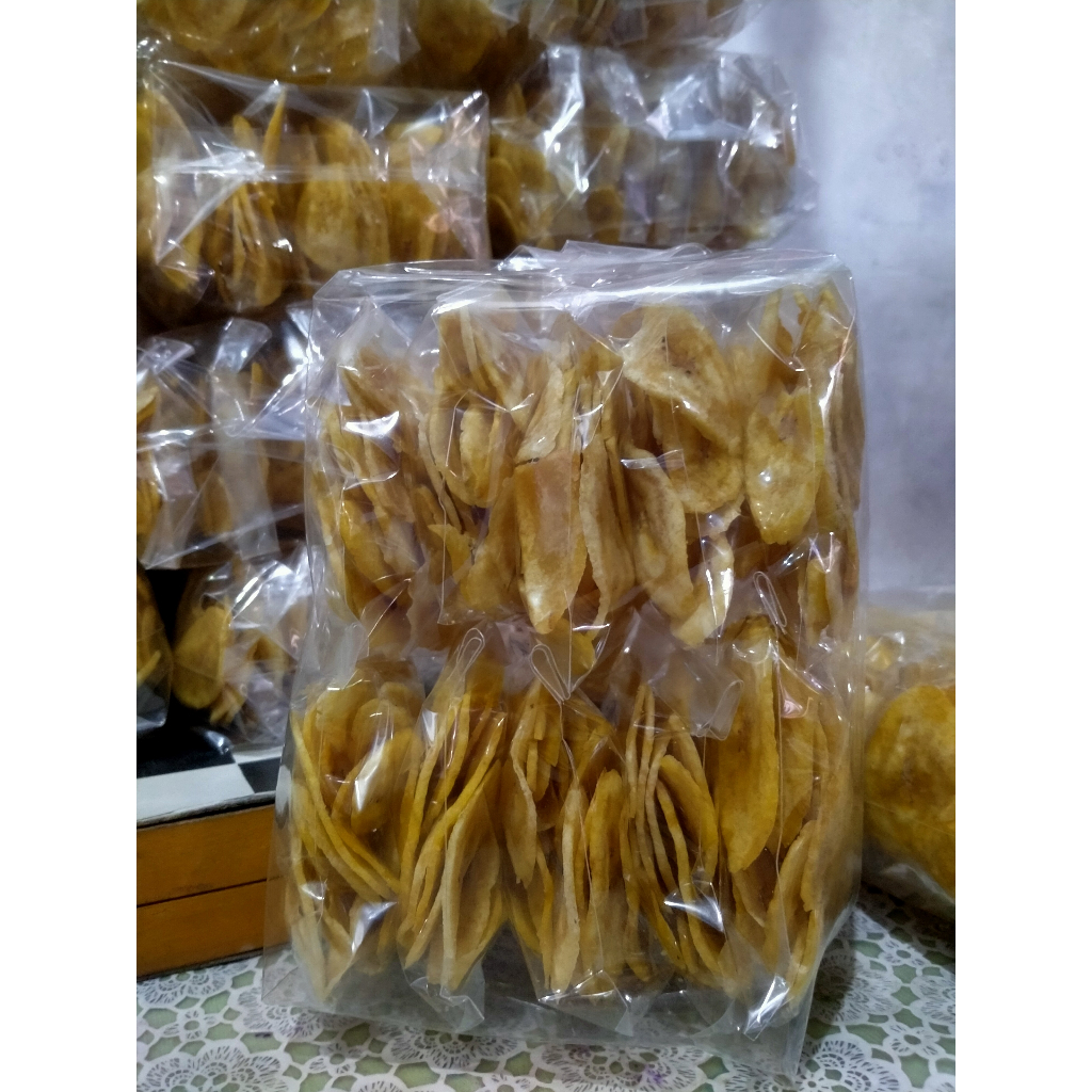 

keripik pisang kapas 1 pack isi 10 pcs, keripik pisang asin gurih, keripik pisang original