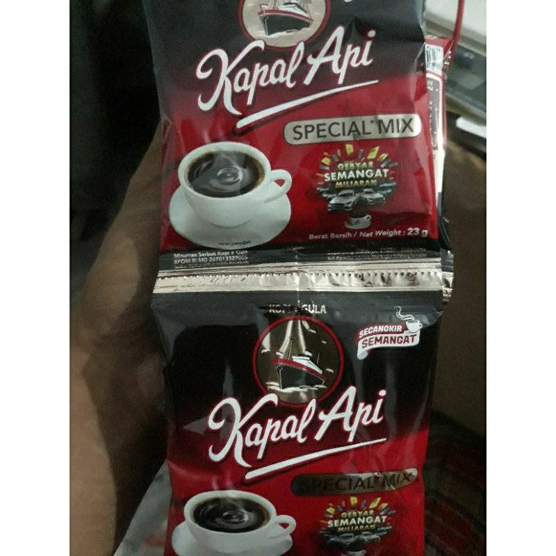 

Kapal Api Special Mix Kopi + Gula Rentengan Isi 10 Sachet