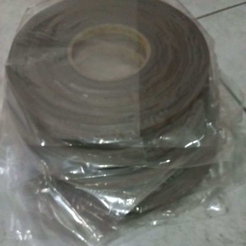 

DOUBLE TAPE 3M 25 meter