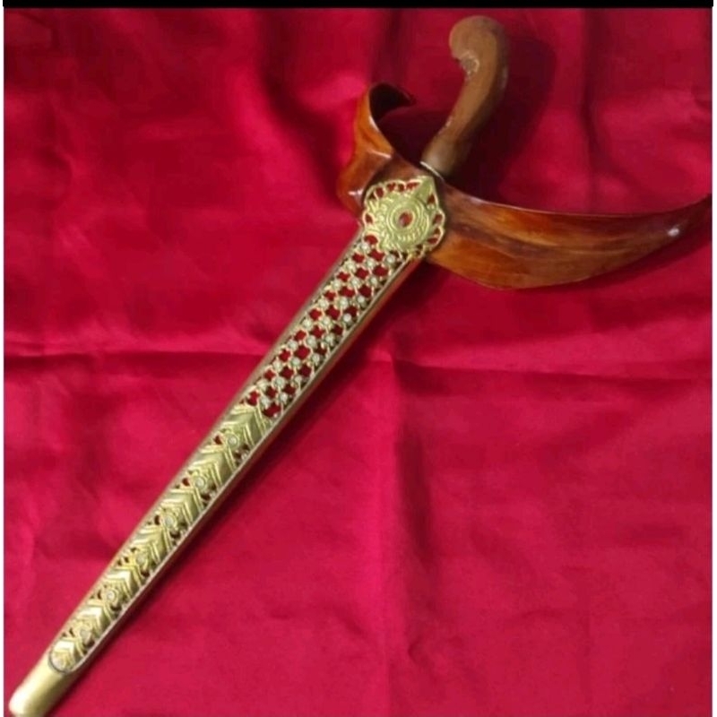 Warangka jati pendok topeng kuning