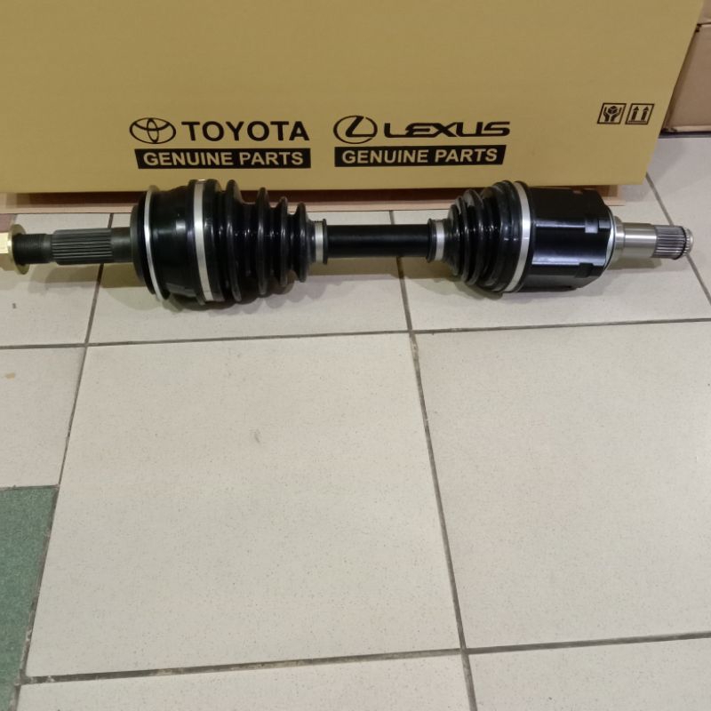 CV Joint/Drive Shaft Toyota Hilux Revo