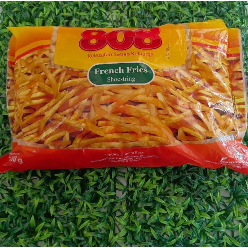 

808 Kentang Goreng Beku (French Fries Shoestring) - berat 2,5kg