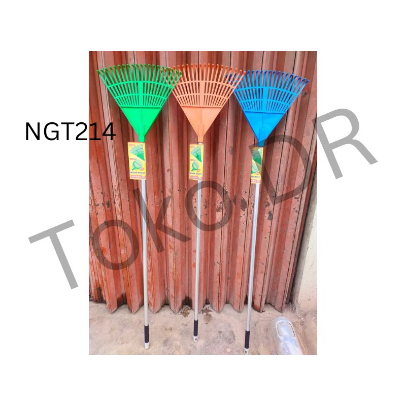 Sapu Taman / Nagata / Plastik